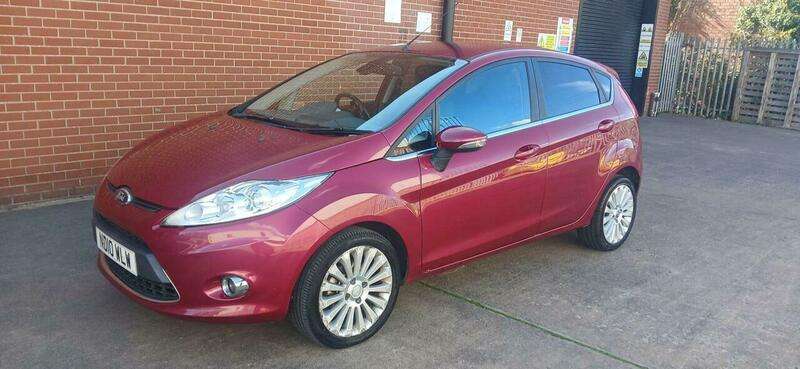 A 2010 FORD FIESTA 1.4 Titanium Hatchback 5dr Petrol Manual (133 g/km, 94 bhp) A 2010 FORD FIESTA 1.4 Titanium Hatchback 5dr Petrol Manual (133 g/km, 94 bhp)