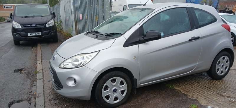 A 2010 FORD KA 1.2 Studio Hatchback 3dr Petrol Manual Euro 4 (69 ps) A 2010 FORD KA 1.2 Studio Hatchback 3dr Petrol Manual Euro 4 (69 ps)