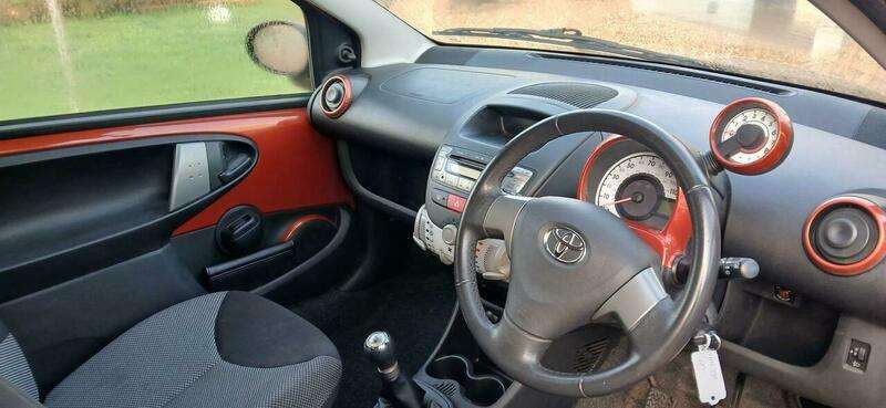 A 2012 TOYOTA AYGO 1.0 VVT-i Fire Euro 5 3dr A 2012 TOYOTA AYGO 1.0 VVT-i Fire Euro 5 3dr