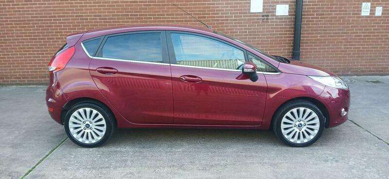 A 2010 FORD FIESTA 1.4 Titanium 5dr A 2010 FORD FIESTA 1.4 Titanium 5dr