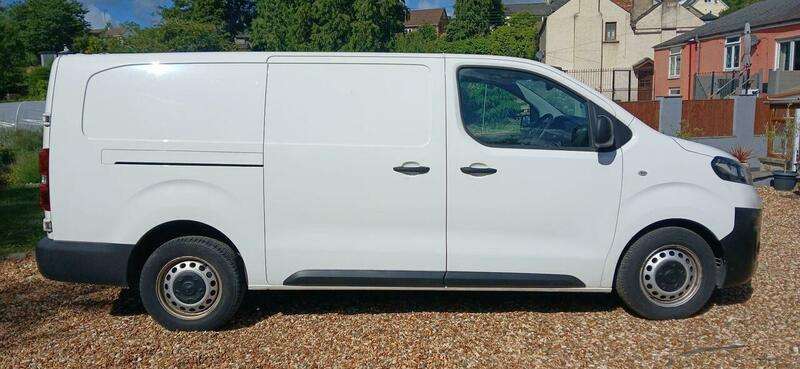 A 2022 VAUXHALL VIVARO 1.5 Turbo D 2900 Dynamic L2 H1 Euro 6 (s/s) 6dr A 2022 VAUXHALL VIVARO 1.5 Turbo D 2900 Dynamic L2 H1 Euro 6 (s/s) 6dr