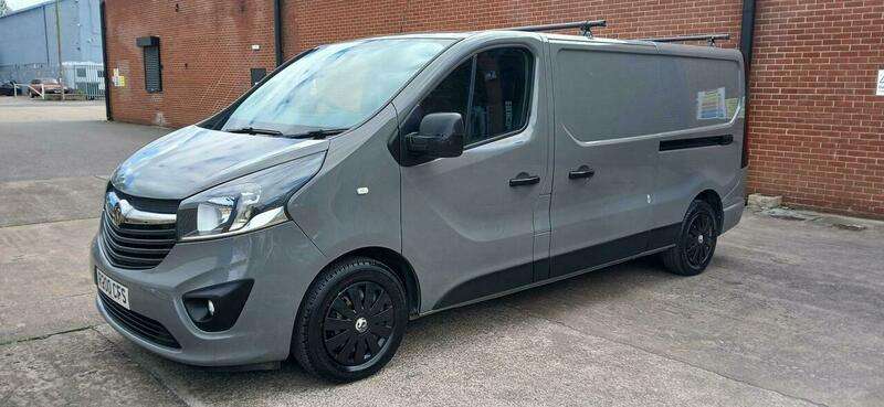 A 2019 VAUXHALL VIVARO 1.6 CDTi 2900 BiTurbo ecoTEC Sportive L2 H1 Euro 6 (s/s) 5dr A 2019 VAUXHALL VIVARO 1.6 CDTi 2900 BiTurbo ecoTEC Sportive L2 H1 Euro 6 (s/s) 5dr
