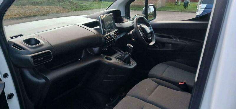 2021 PEUGEOT PARTNER 2021 PEUGEOT PARTNER