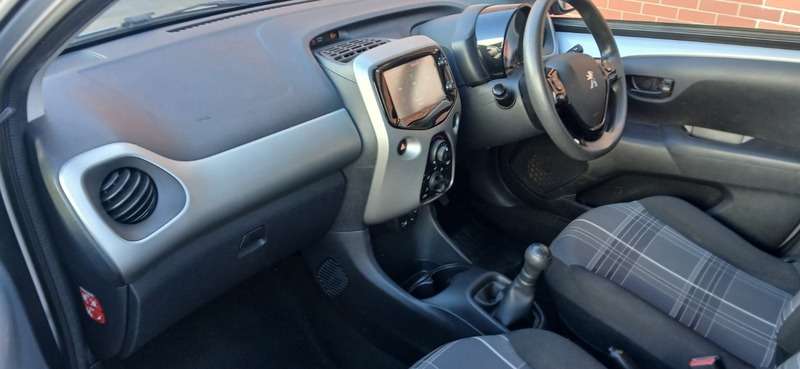 2017 PEUGEOT 108 2017 PEUGEOT 108