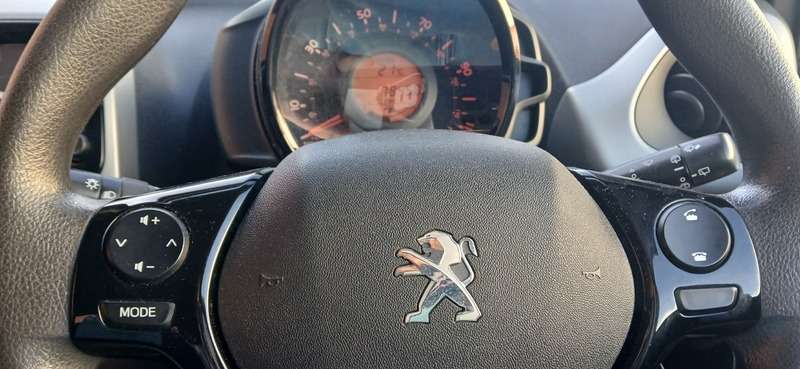 2017 PEUGEOT 108 2017 PEUGEOT 108