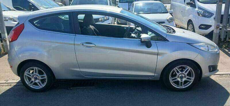 2015 FORD FIESTA 2015 FORD FIESTA