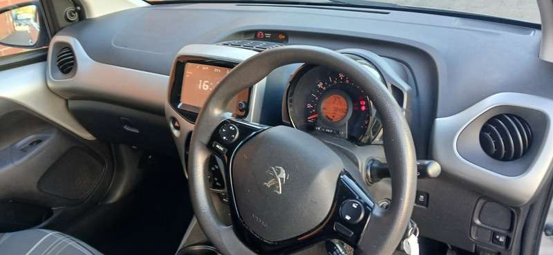 2017 PEUGEOT 108 2017 PEUGEOT 108