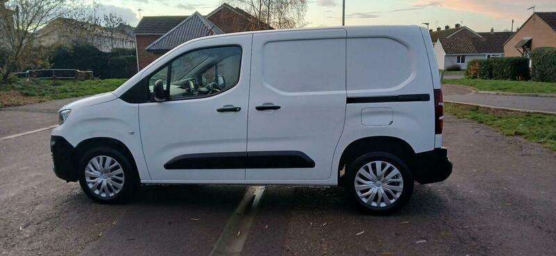 2021 PEUGEOT PARTNER 2021 PEUGEOT PARTNER