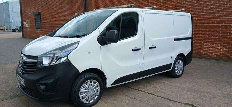 A 2019 VAUXHALL VIVARO 1.6 CDTi 2700 L1 H1 Euro 6 (s/s) 5dr A 2019 VAUXHALL VIVARO 1.6 CDTi 2700 L1 H1 Euro 6 (s/s) 5dr