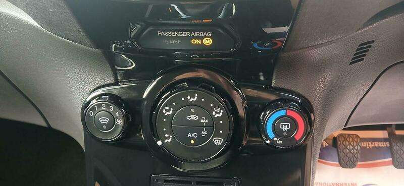 2015 FORD FIESTA 2015 FORD FIESTA