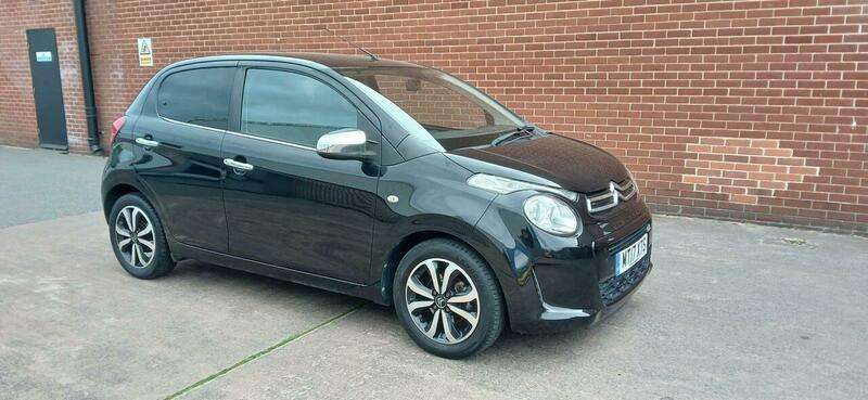 A 2017 CITROEN C1 1.2 PureTech Flair Hatchback 5dr Petrol Manual Euro 6 (82 ps) A 2017 CITROEN C1 1.2 PureTech Flair Hatchback 5dr Petrol Manual Euro 6 (82 ps)
