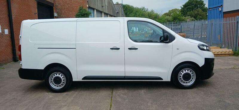 A 2022 VAUXHALL VIVARO 1.5 Turbo D 2900 Dynamic L2 H1 Euro 6 (s/s) 6dr A 2022 VAUXHALL VIVARO 1.5 Turbo D 2900 Dynamic L2 H1 Euro 6 (s/s) 6dr