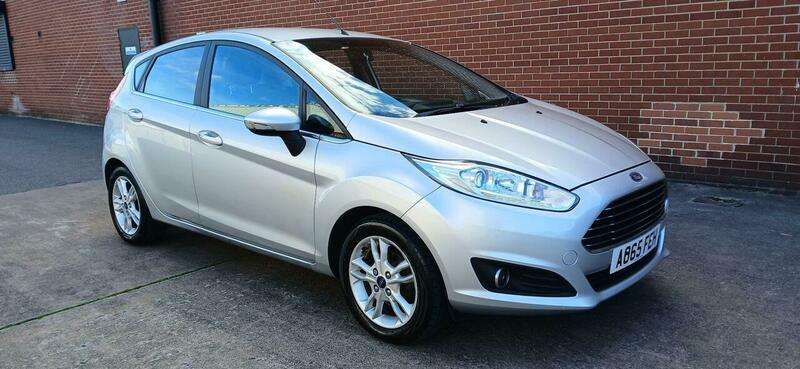 A 2015 FORD FIESTA 1.25 Zetec Euro 6 5dr A 2015 FORD FIESTA 1.25 Zetec Euro 6 5dr