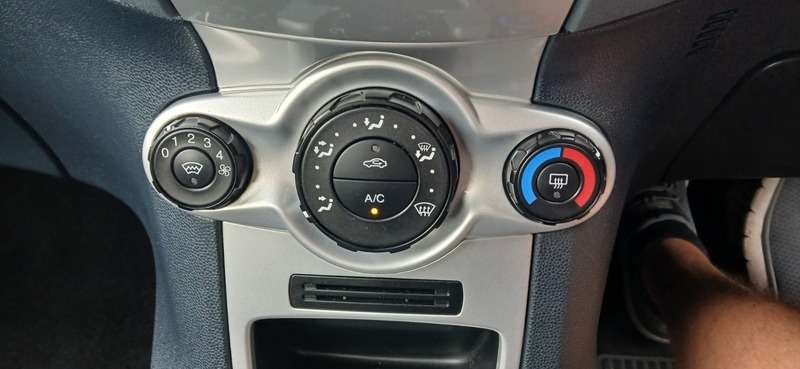 2009 FORD FIESTA 2009 FORD FIESTA