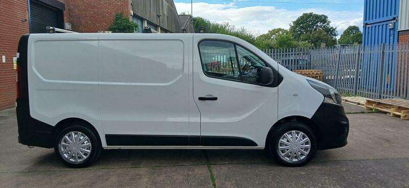 A 2019 VAUXHALL VIVARO 1.6 CDTi 2700 L1 H1 Euro 6 (s/s) 5dr A 2019 VAUXHALL VIVARO 1.6 CDTi 2700 L1 H1 Euro 6 (s/s) 5dr