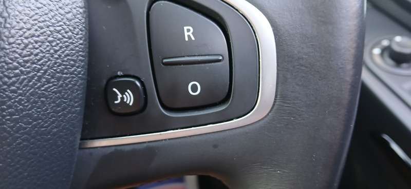 2016 RENAULT CLIO 2016 RENAULT CLIO