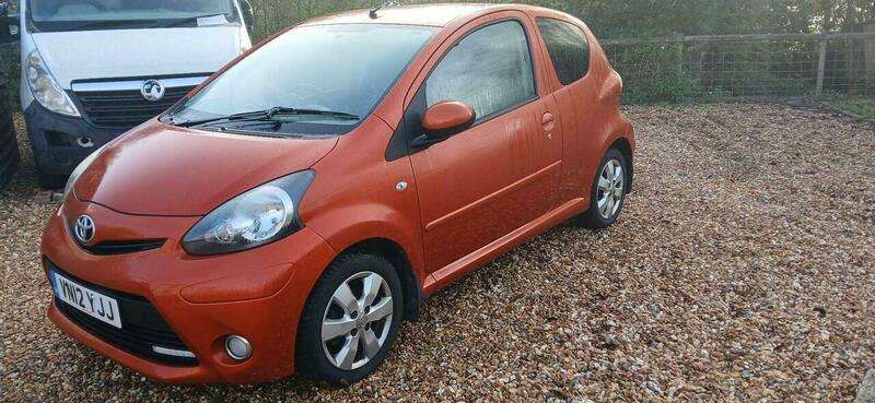 A 2012 TOYOTA AYGO 1.0 VVT-i Fire Euro 5 3dr A 2012 TOYOTA AYGO 1.0 VVT-i Fire Euro 5 3dr