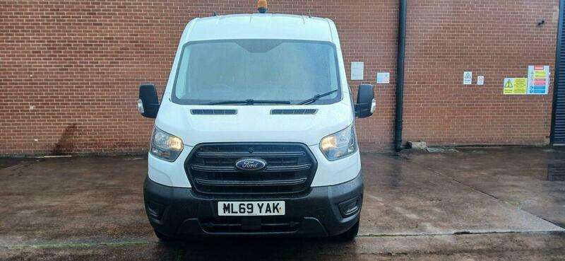 A 2019 FORD TRANSIT 2.0 350 EcoBlue Leader RWD L2 H2 Euro 6 (s/s) 5dr A 2019 FORD TRANSIT 2.0 350 EcoBlue Leader RWD L2 H2 Euro 6 (s/s) 5dr