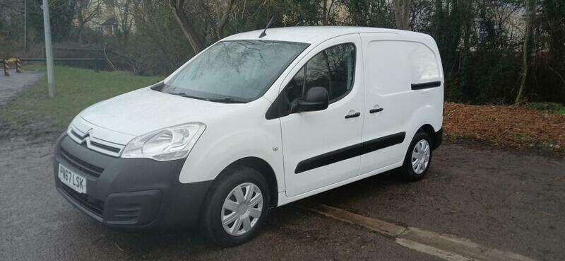 A 2017 CITROEN BERLINGO 1.6 BlueHDi 625 Enterprise Panel Van 5dr Diesel Manual L1 (112 g/km, 75 bhp) A 2017 CITROEN BERLINGO 1.6 BlueHDi 625 Enterprise Panel Van 5dr Diesel Manual L1 (112 g/km, 75 bhp)