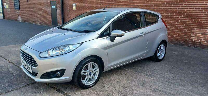 A 2015 FORD FIESTA 1.25 Zetec Hatchback 3dr Petrol Manual Euro 5 (82 ps) A 2015 FORD FIESTA 1.25 Zetec Hatchback 3dr Petrol Manual Euro 5 (82 ps)