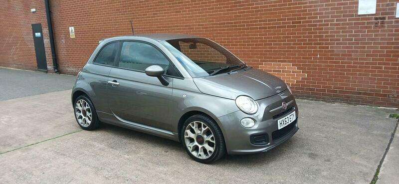 A 2013 FIAT 500 0.9 TwinAir S Euro 5 (s/s) 3dr A 2013 FIAT 500 0.9 TwinAir S Euro 5 (s/s) 3dr