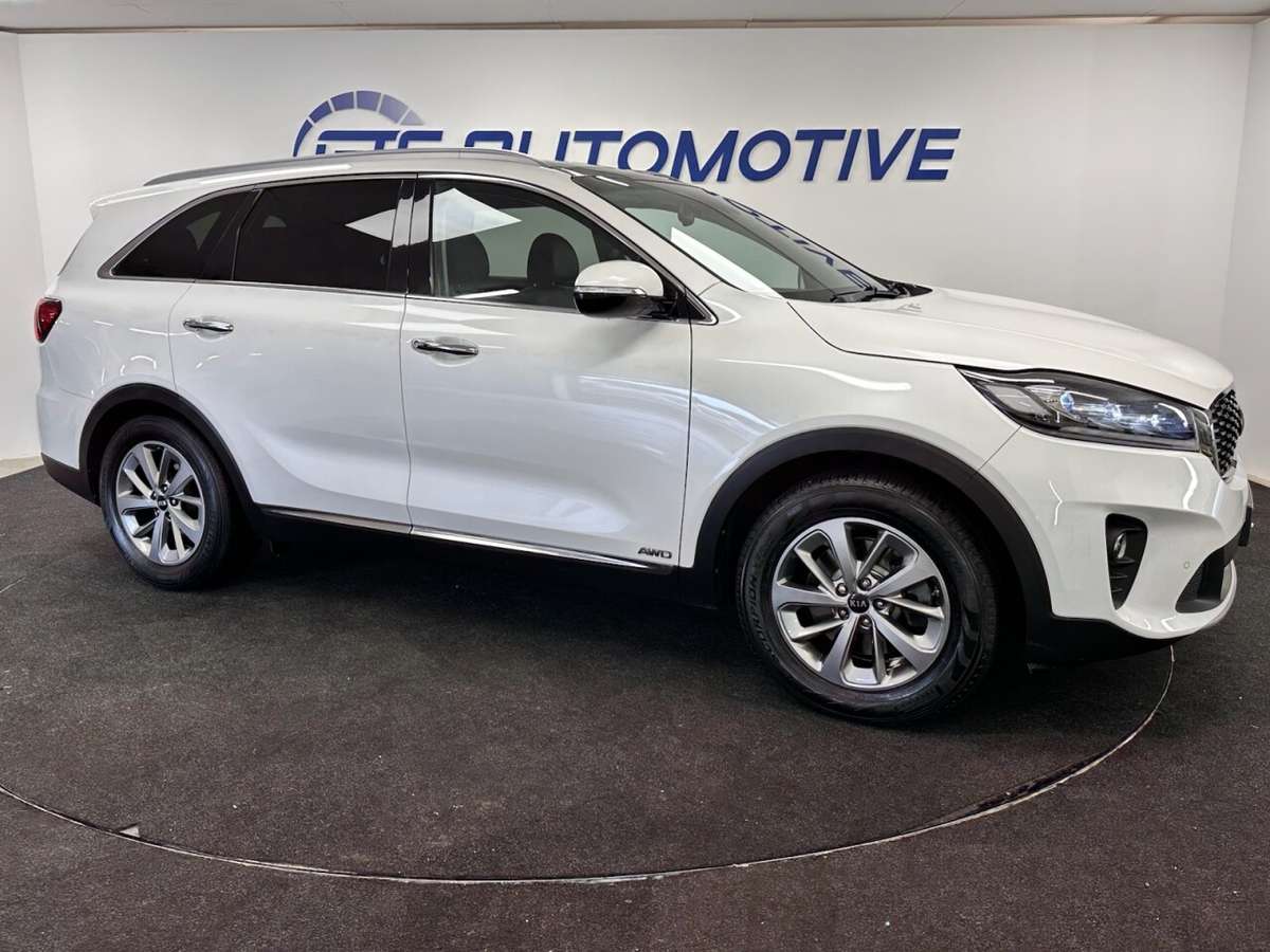 Check out this Kia Sorento 2019 Diesel Automatic
