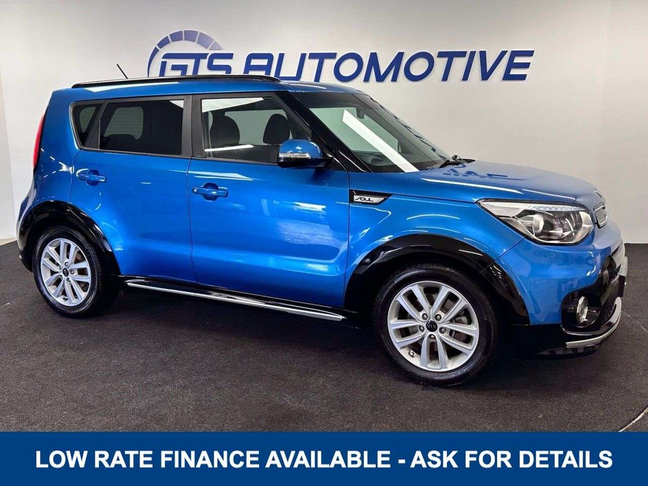 A 2018 KIA SOUL 1.6 GDi 2 130 BHP + SAT NAV + REAR CAMERA + APPLE PLAY SIX MONTH WARRANTY S A 2018 KIA SOUL 1.6 GDi 2 130 BHP + SAT NAV + REAR CAMERA + APPLE PLAY SIX MONTH WARRANTY S