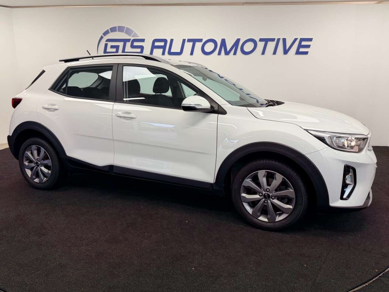 2021 KIA STONIC 2021 KIA STONIC