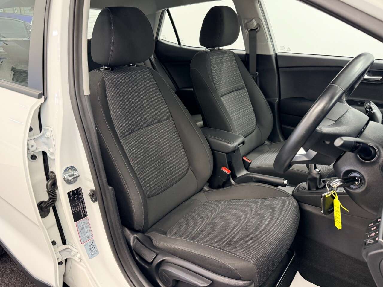 2021 KIA STONIC 2021 KIA STONIC