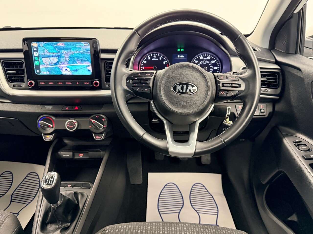 2021 KIA STONIC 2021 KIA STONIC