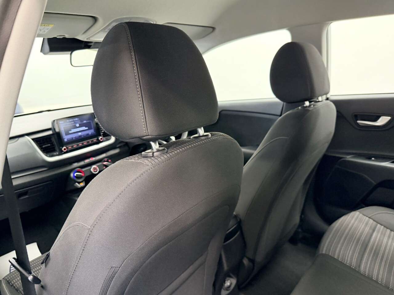 2021 KIA STONIC 2021 KIA STONIC