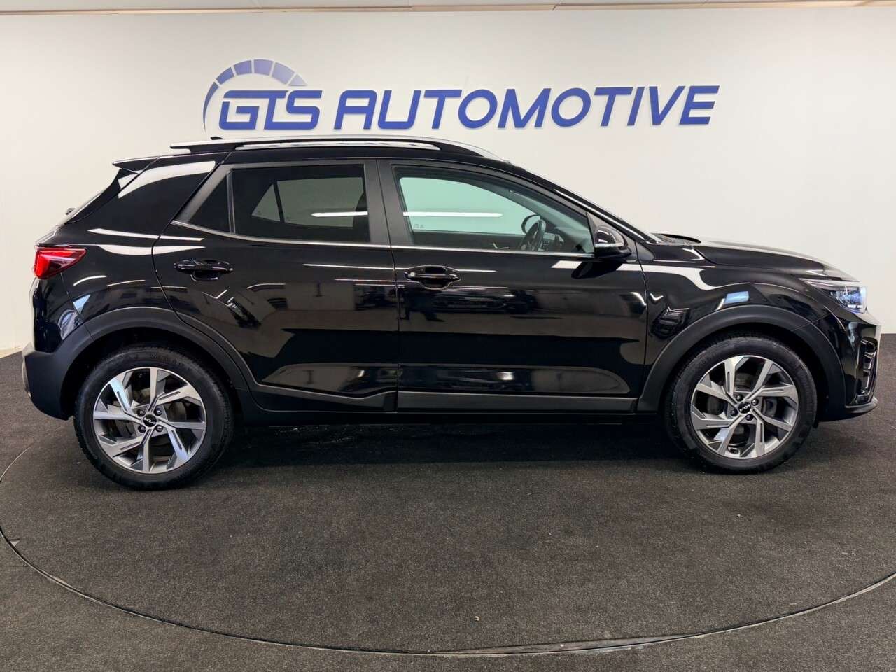 2024 KIA STONIC 2024 KIA STONIC