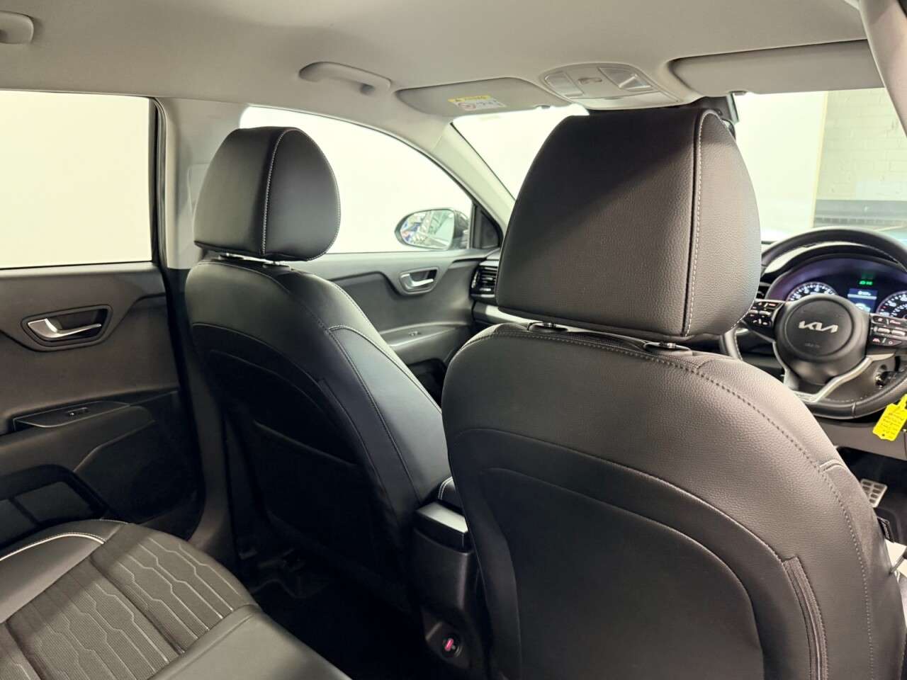 2024 KIA STONIC 2024 KIA STONIC