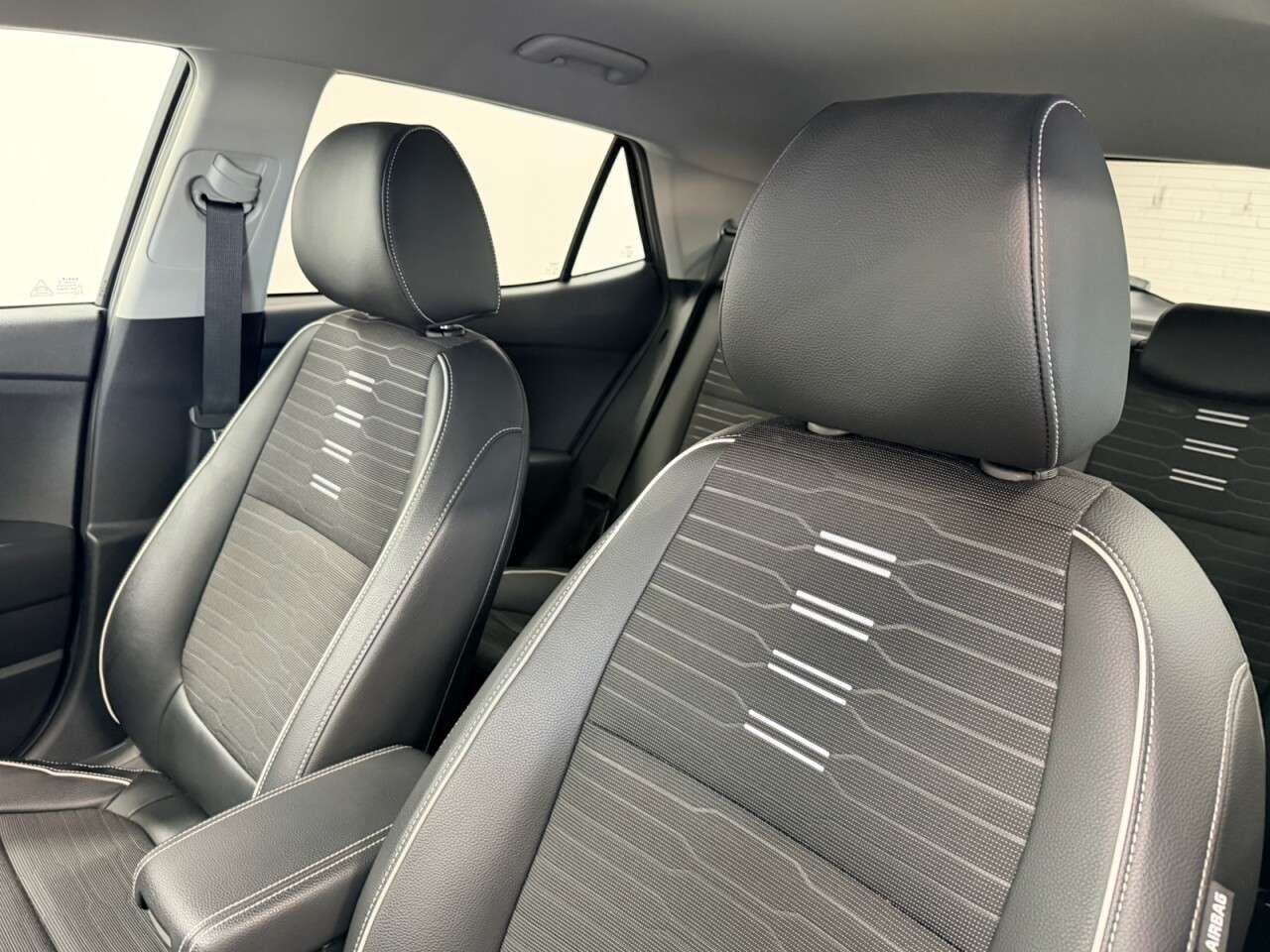 2024 KIA STONIC 2024 KIA STONIC