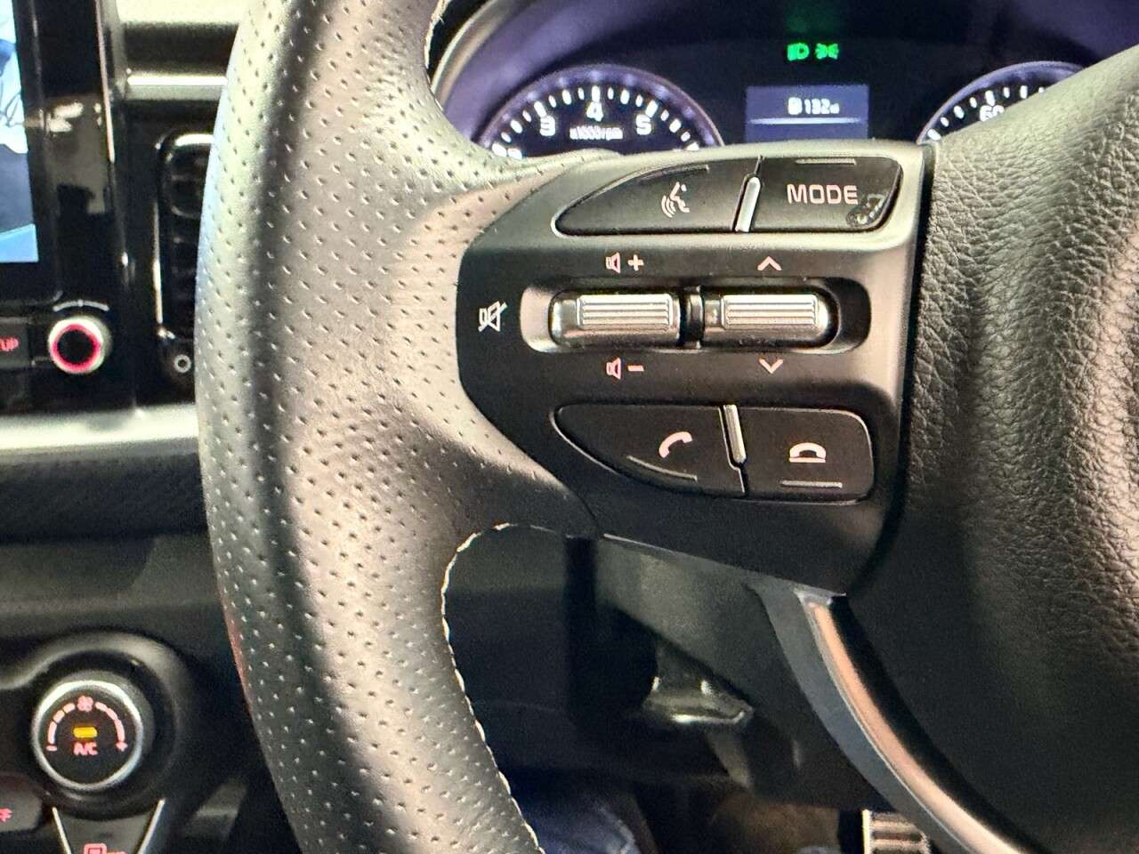 2024 KIA STONIC 2024 KIA STONIC