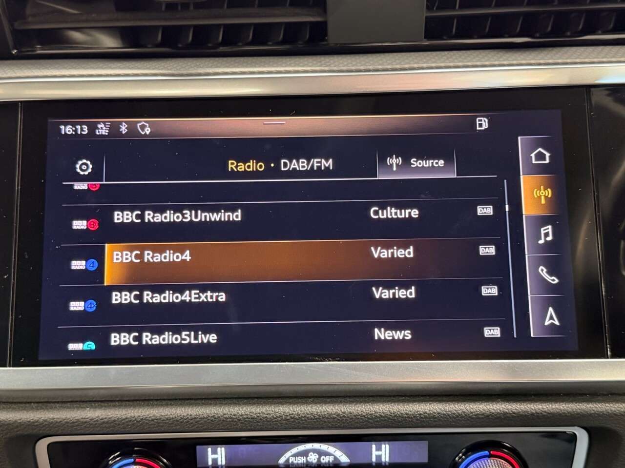 2019 AUDI Q3 2019 AUDI Q3