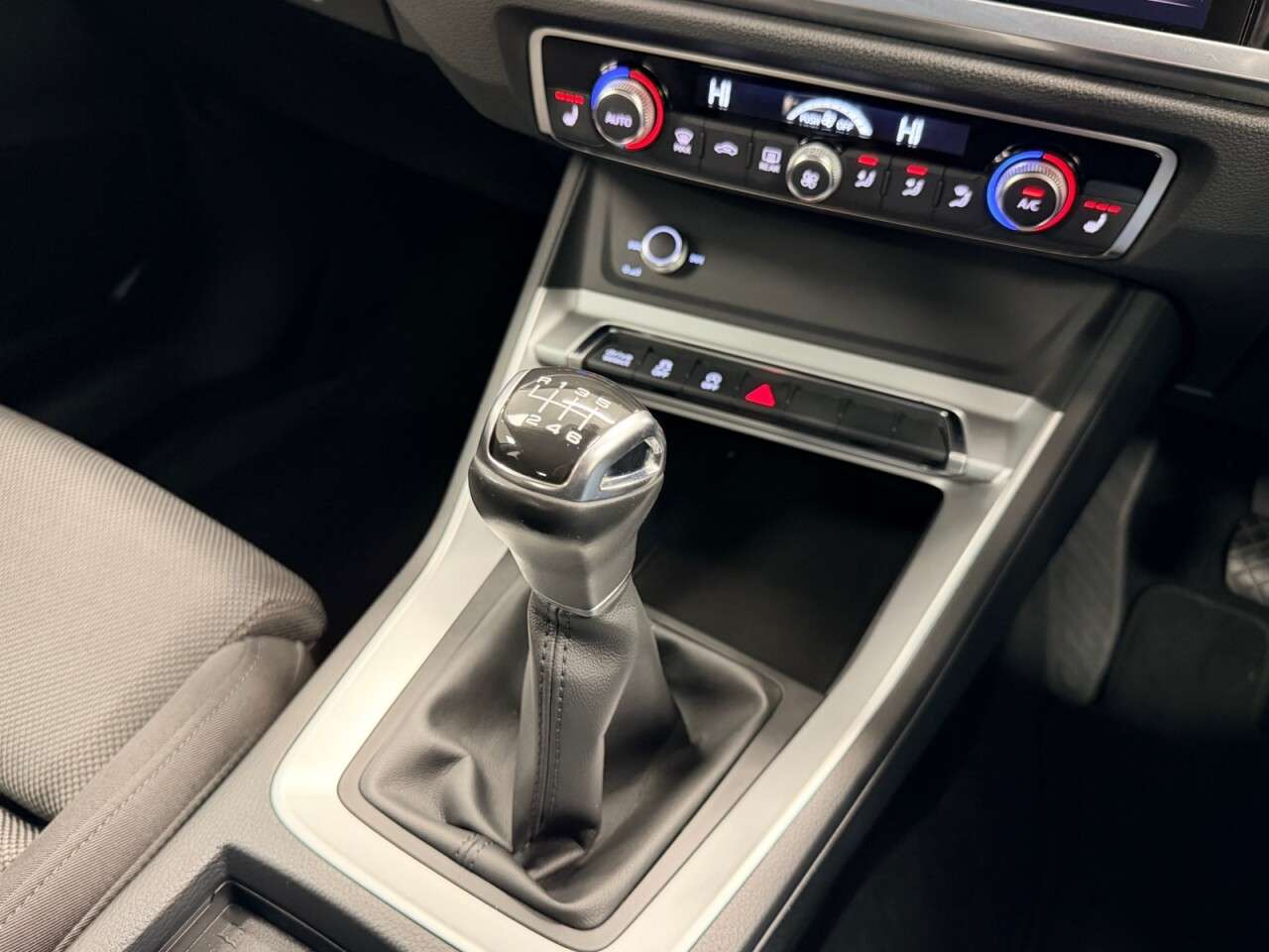 2019 AUDI Q3 2019 AUDI Q3