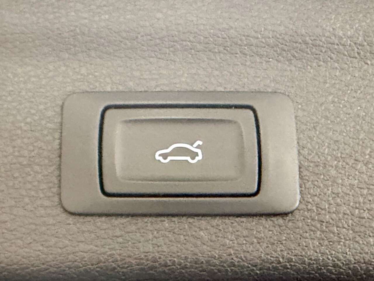 2019 AUDI Q3 2019 AUDI Q3