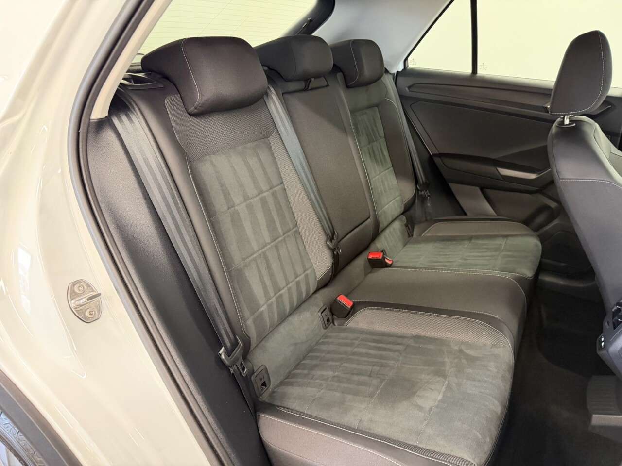 2022 VOLKSWAGEN T-ROC 2022 VOLKSWAGEN T-ROC