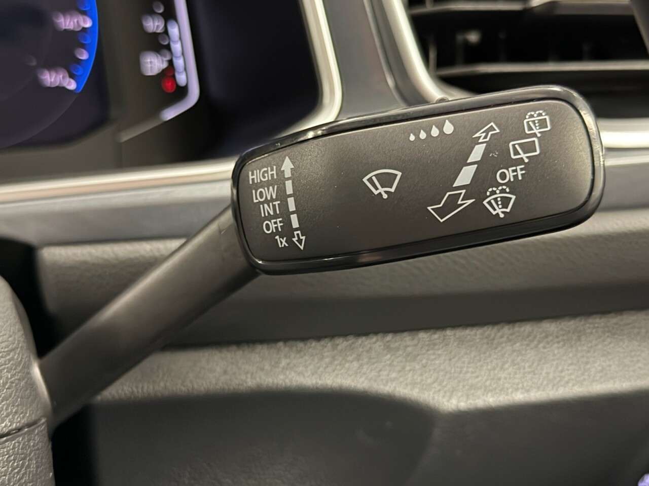 2022 VOLKSWAGEN T-ROC 2022 VOLKSWAGEN T-ROC