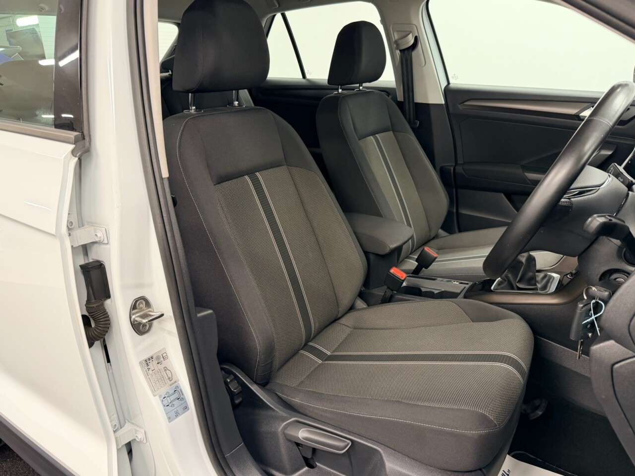 2018 VOLKSWAGEN T-ROC 2018 VOLKSWAGEN T-ROC