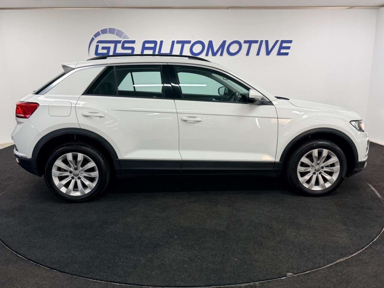 2018 VOLKSWAGEN T-ROC 2018 VOLKSWAGEN T-ROC