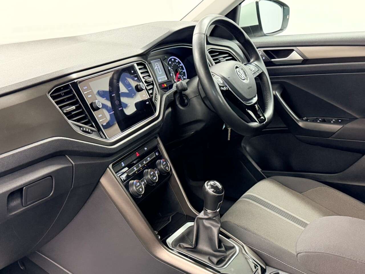 2018 VOLKSWAGEN T-ROC 2018 VOLKSWAGEN T-ROC