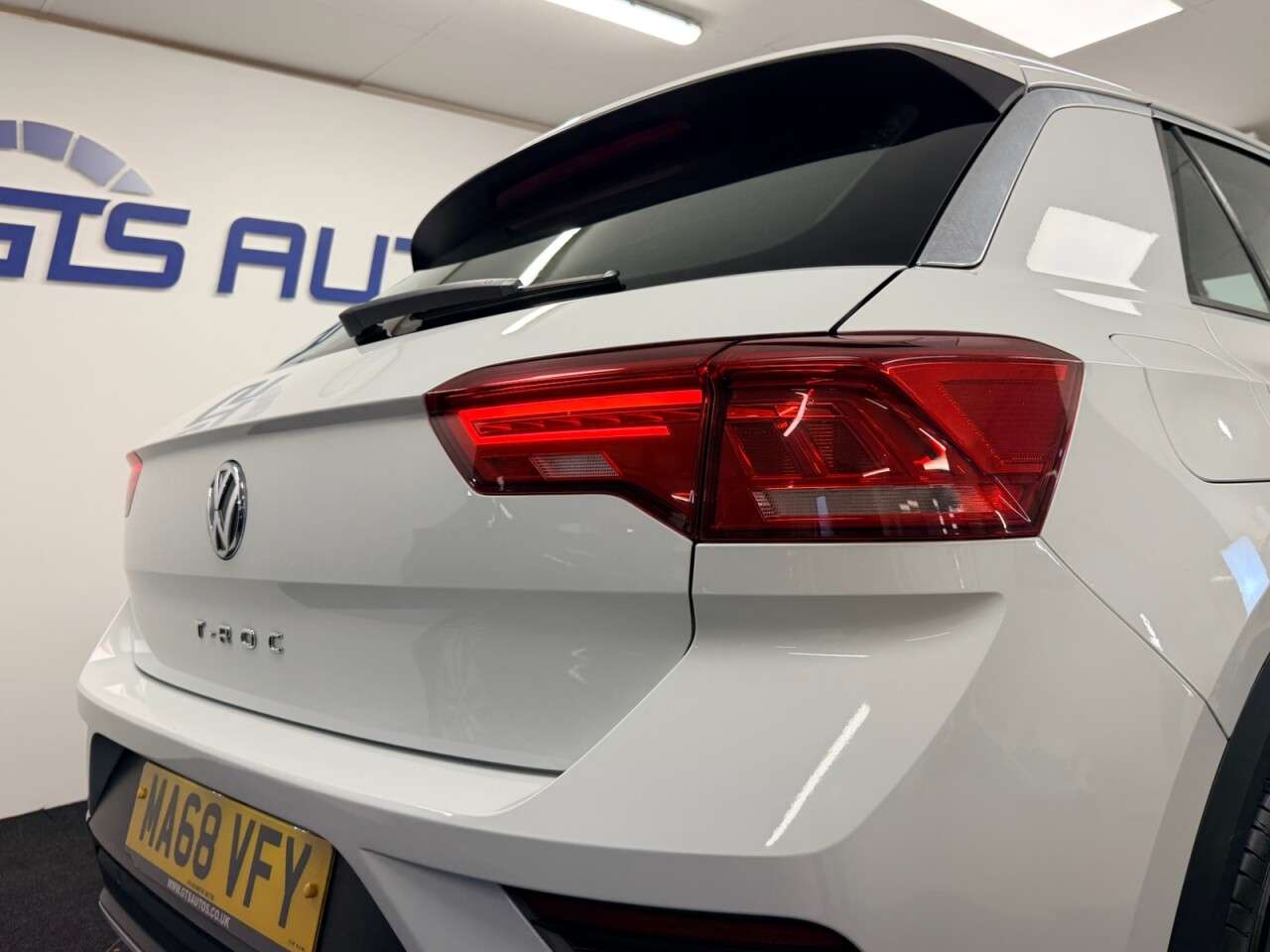 2018 VOLKSWAGEN T-ROC 2018 VOLKSWAGEN T-ROC