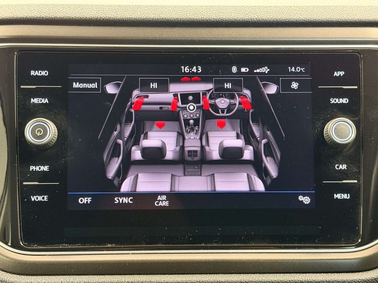 2018 VOLKSWAGEN T-ROC 2018 VOLKSWAGEN T-ROC