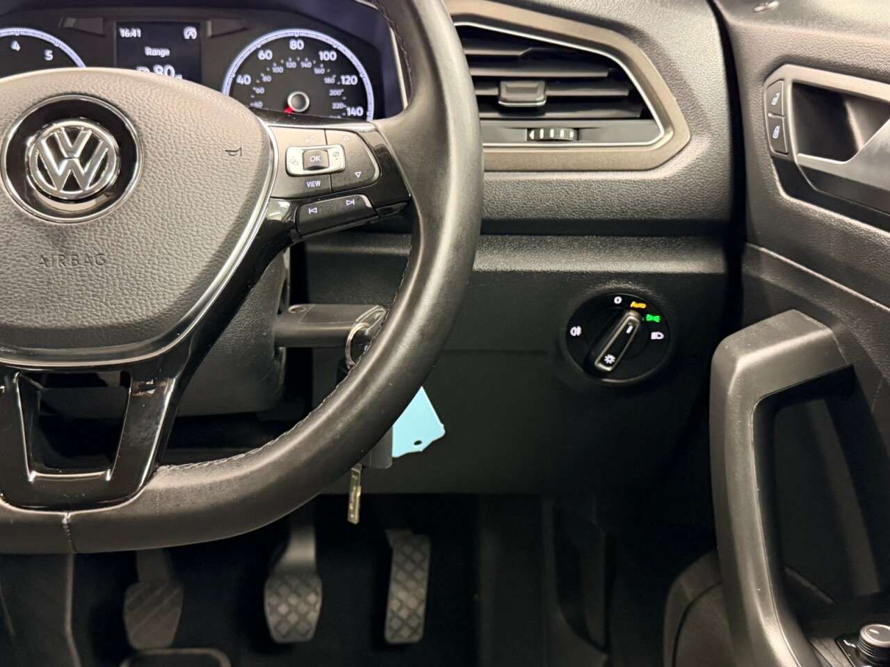 2018 VOLKSWAGEN T-ROC 2018 VOLKSWAGEN T-ROC