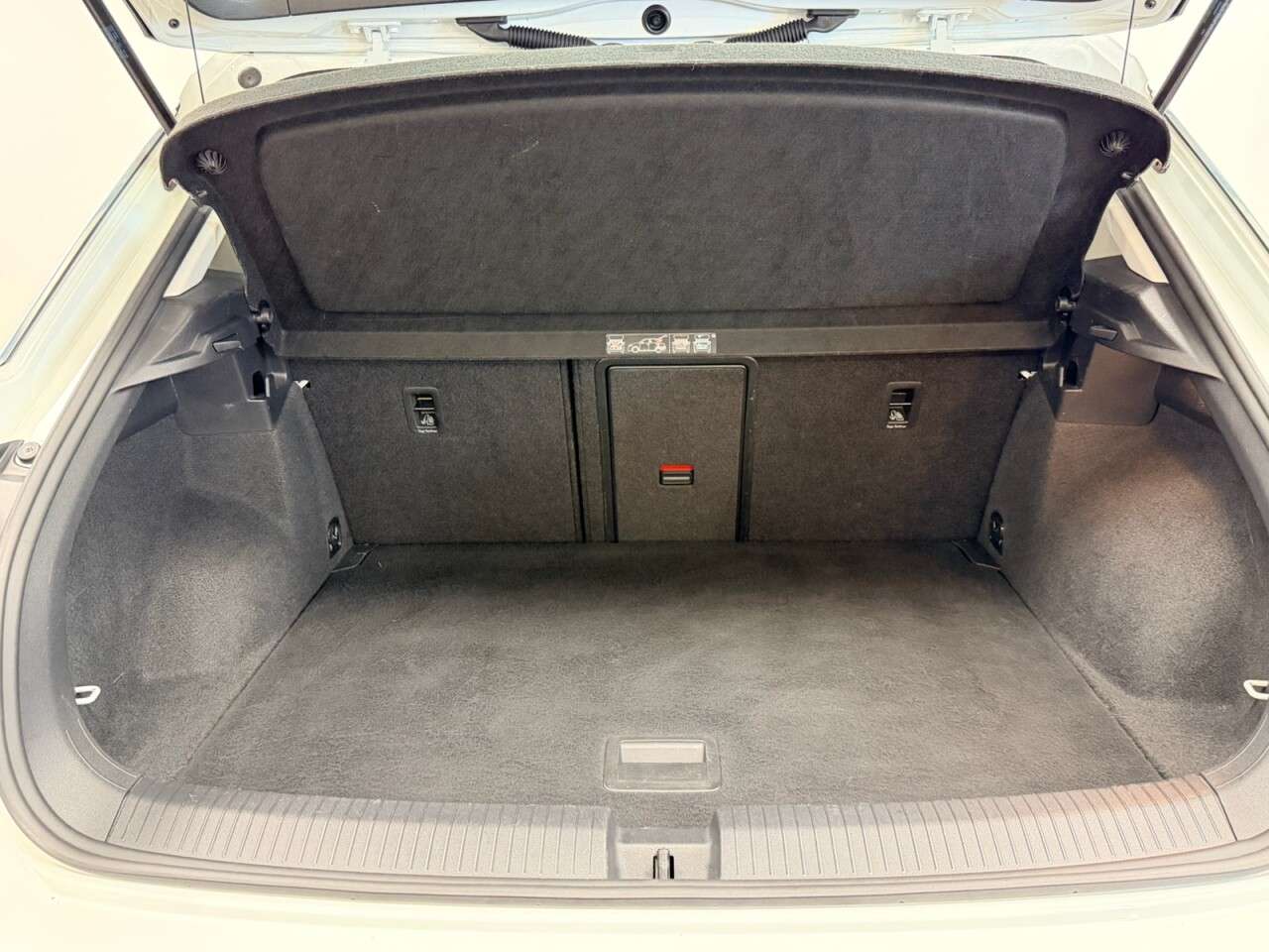 2018 VOLKSWAGEN T-ROC 2018 VOLKSWAGEN T-ROC