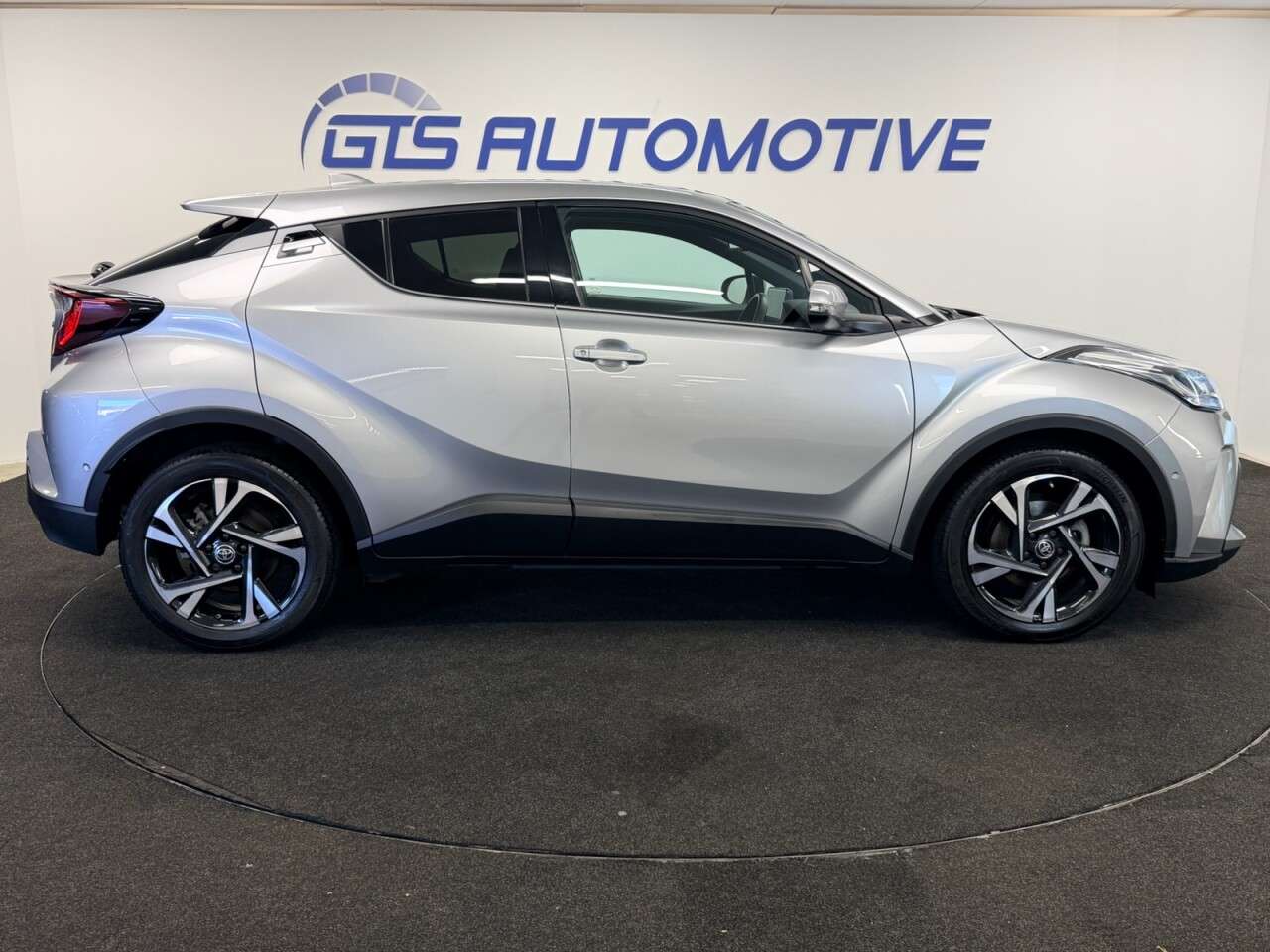 2022 TOYOTA C-HR 2022 TOYOTA C-HR