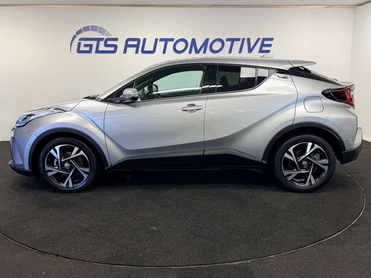 2022 TOYOTA C-HR 2022 TOYOTA C-HR