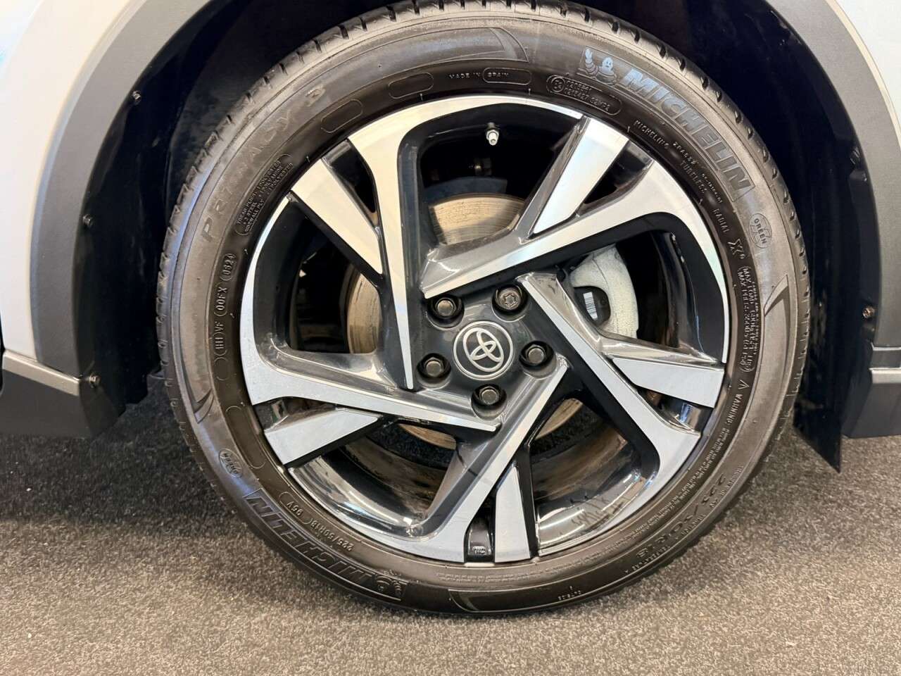 2022 TOYOTA C-HR 2022 TOYOTA C-HR